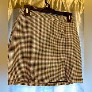 Hollister Women's Size small Ultra High Rise Mini Skirt